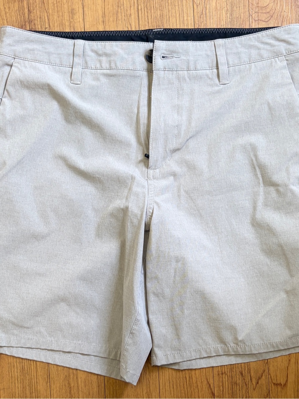 Vuori Beige Flat Front Men's Shorts